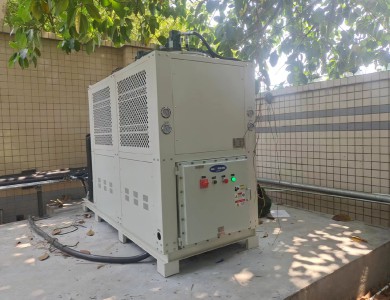 油墨苯乙烯冷卻防爆冷水機(jī)案例