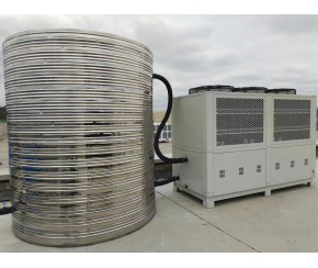 食品公司風(fēng)冷式冷水機(jī)安裝案例